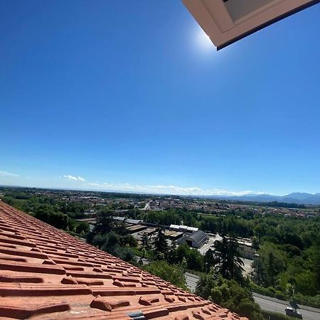 Deliziosa Mansarda Con Vista Panoramica Apartment Cuneo Exterior foto
