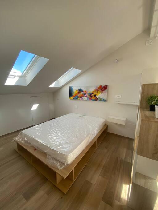 Deliziosa Mansarda Con Vista Panoramica Apartment Cuneo Exterior foto